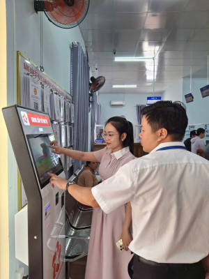 XÃ BÀU HÀM: NÂNG CAO HIỆU QUẢ GIẢI QUYẾT THỦ TỤC HÀNH CHÍNH PHỤC VỤ NHÂN DÂN