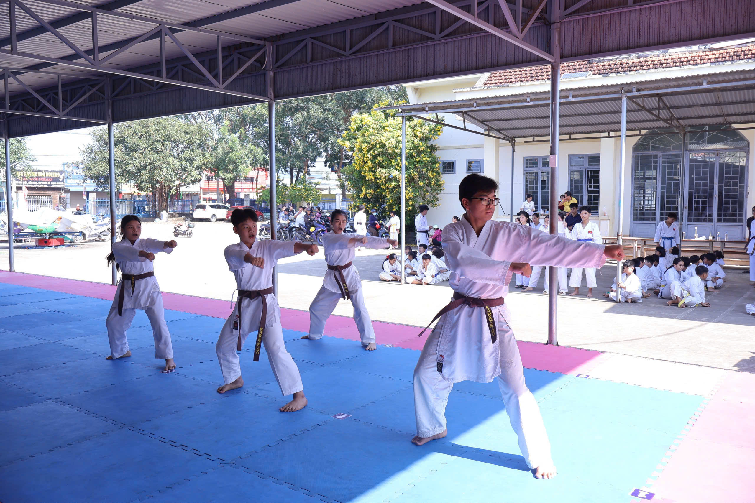 z7306931865150 d365d31958c1eefd245b64a22e3e4e74