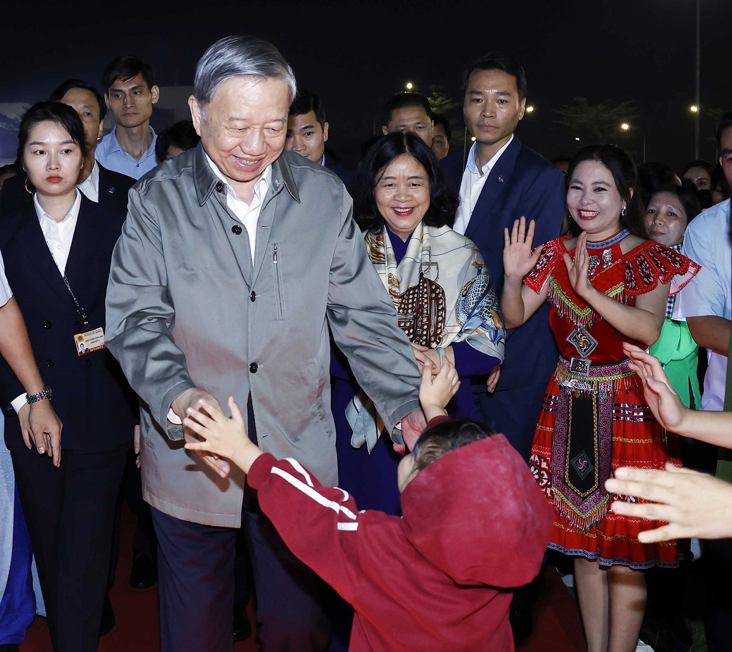 TBT voi nhan dan thuong cat